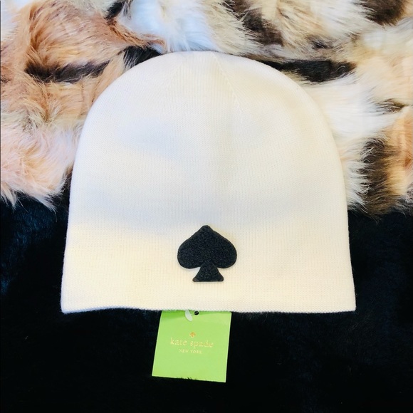 Kate Spade -Winter White Hat Beanie w/ Black Spade - Picture 12 of 13